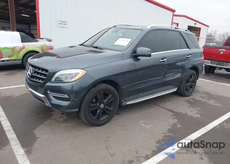 2015 Mercedes-Benz Ml 350 4Matic z USA, uszkodzony, nr VIN 4JGDA5HB4FA459497